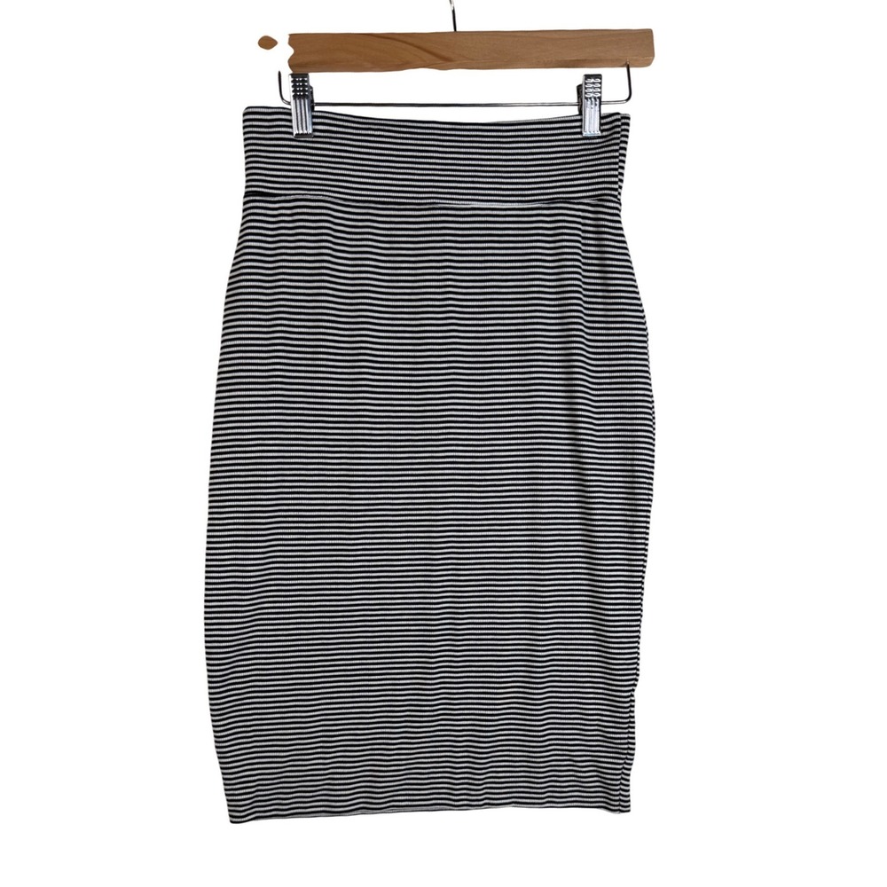 Athleta Striped Encinitas Pencil Skirt‎ size Small Black/White